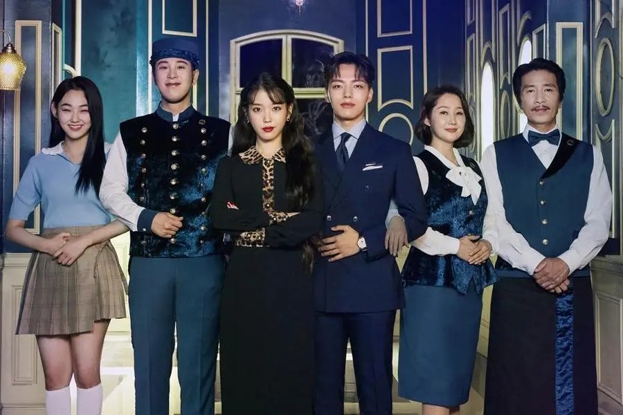 Hotel Del Luna