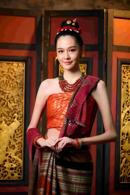 มเหสีน้อย